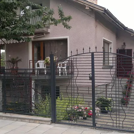 Kyurkchievi Konukevi 3*